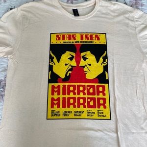 💛 Star Trek T shirt size L